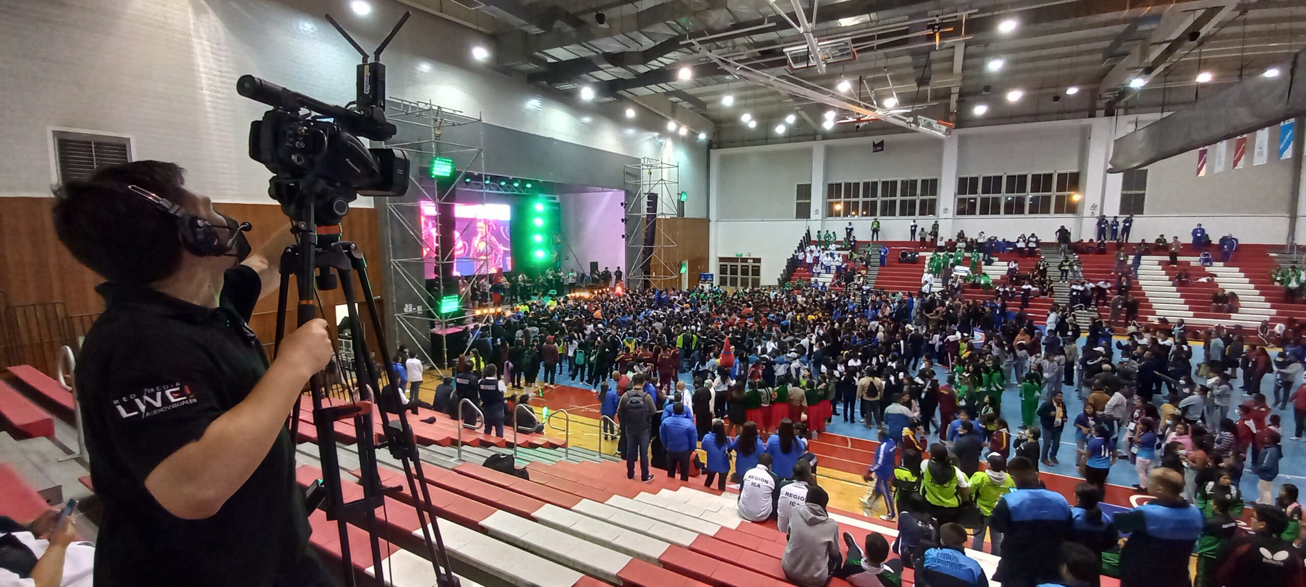 Transmisión de eventos Evento transmitido en vivo por MediaLive